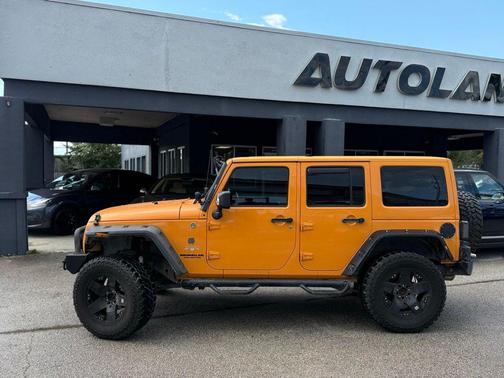 2012 Jeep Wrangler Unlimited Sahara