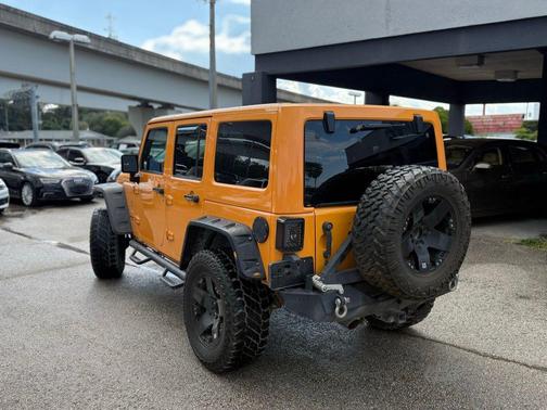 2012 Jeep Wrangler Unlimited Sahara