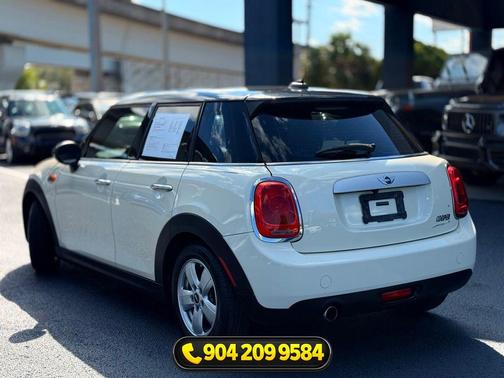 Pepper White 2015 MINI Hardtop Cooper