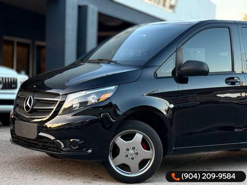 2018 Mercedes-Benz Metris Base