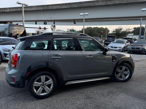 2017 MINI Countryman Cooper