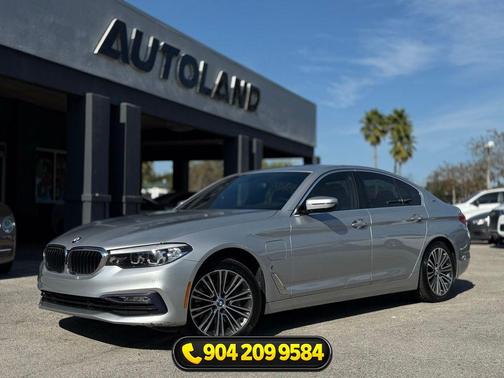 Glacier Silver Metallic 2018 BMW 530e iPerformance