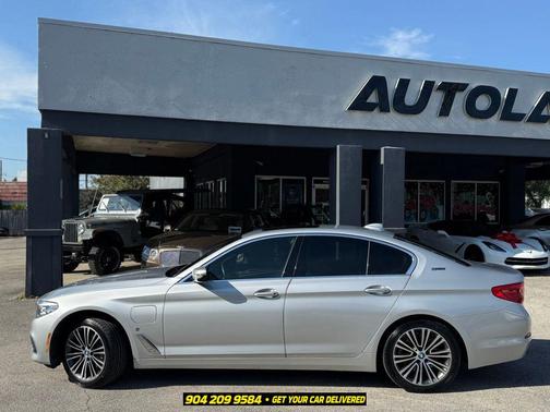 Glacier Silver Metallic 2018 BMW 530e iPerformance