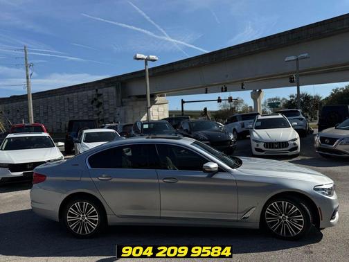 Glacier Silver Metallic 2018 BMW 530e iPerformance