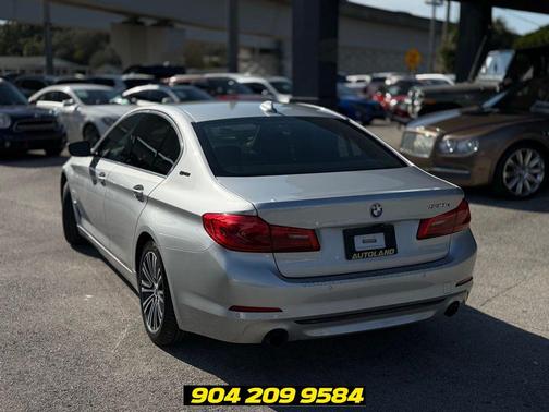 Glacier Silver Metallic 2018 BMW 530e iPerformance