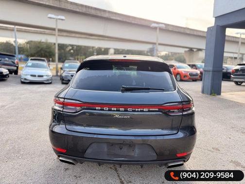 2020 Porsche Macan Base