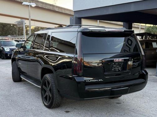 2015 GMC Yukon XL 1500 SLT