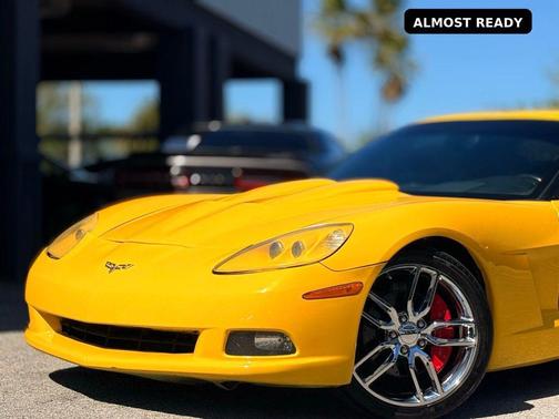Velocity Yellow Tintcoat 2007 Chevrolet Corvette Base