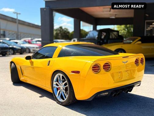Velocity Yellow Tintcoat 2007 Chevrolet Corvette Base