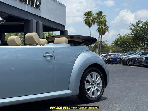 Blue 2010 Volkswagen New Beetle 2.5L