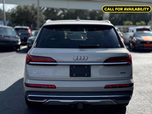 Vicuna Beige Metallic 2021 Audi Q7 45 Premium Plus