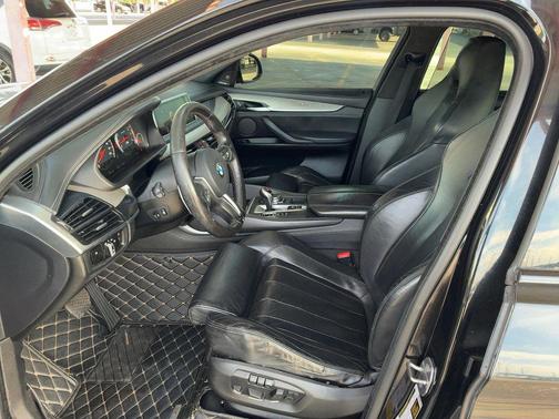 2015 BMW X6 M Base