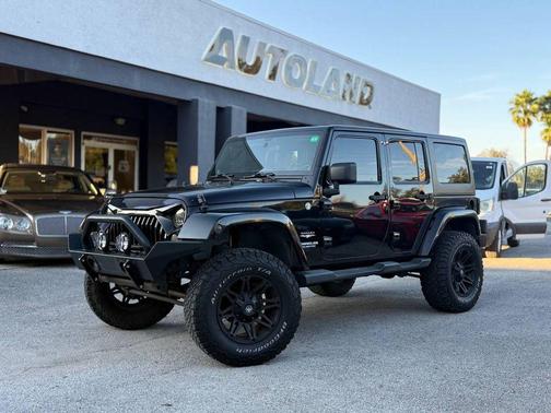 2012 Jeep Wrangler Unlimited Sahara