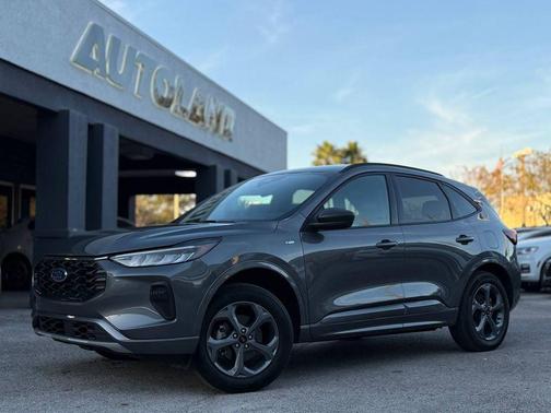2024 Ford Escape ST-Line