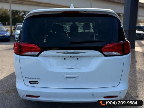 2017 Chrysler Pacifica LX