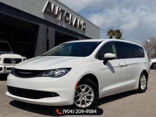 2017 Chrysler Pacifica LX