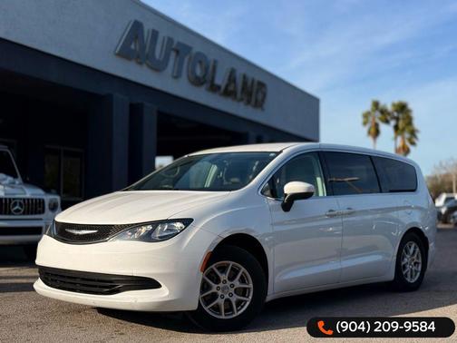 2017 Chrysler Pacifica LX