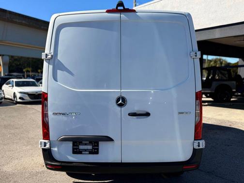 2019 Mercedes-Benz Sprinter 1500 Standard Roof I4