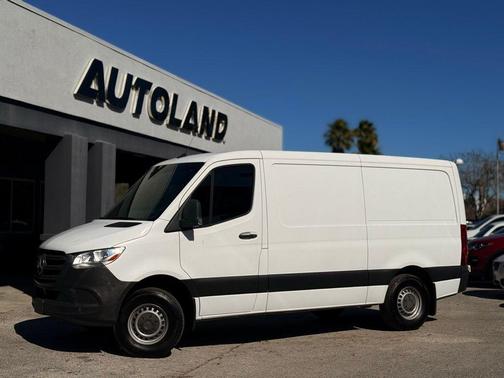 2019 Mercedes-Benz Sprinter 1500 Standard Roof I4