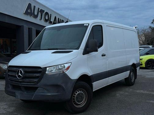 2019 Mercedes-Benz Sprinter 1500 Standard Roof I4