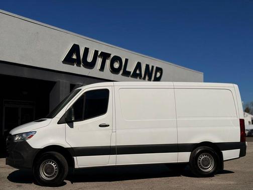 2019 Mercedes-Benz Sprinter 1500 Standard Roof I4
