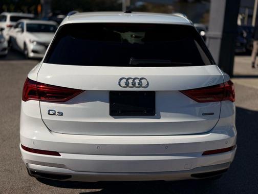 2019 Audi Q3 2.0T Premium
