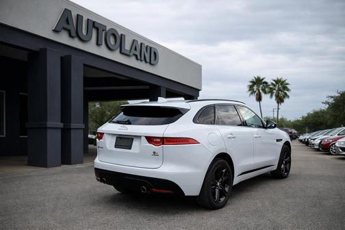 2019 Jaguar F-PACE S