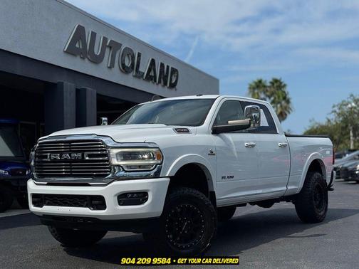 Bright White Clearcoat 2020 RAM 2500 Laramie Crew Cab 4x4 6'4' Box