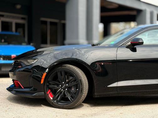 2022 Chevrolet Camaro RWD Coupe LT1