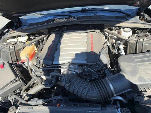 2022 Chevrolet Camaro RWD Coupe LT1