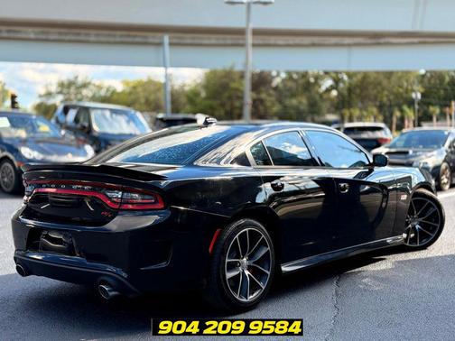 Pitch Black Clearcoat 2016 Dodge Charger R/T Scat Pack