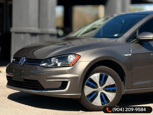 2016 Volkswagen e-Golf SE