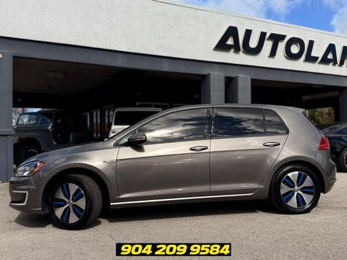 Gray 2016 Volkswagen e-Golf SE