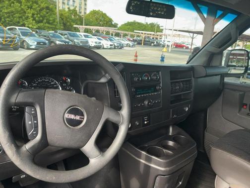 2018 GMC Savana 2500 Work Van