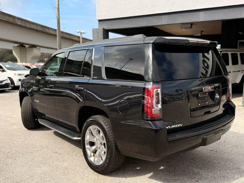 2020 GMC Yukon SLT