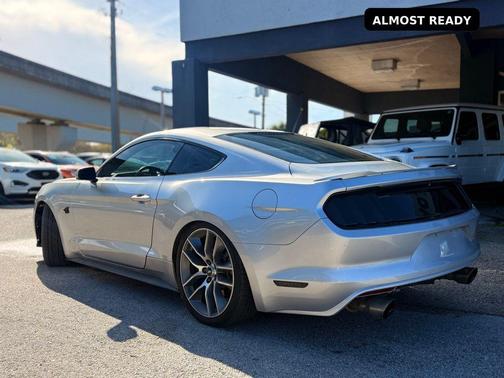 Black 2015 Ford Mustang GT
