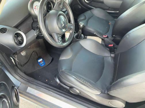 2011 MINI Cooper S Base