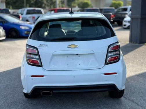 2020 Chevrolet Sonic FWD Hatchback 1FL 5-Door