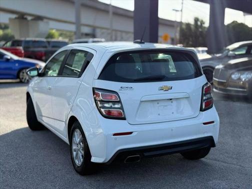 2020 Chevrolet Sonic FWD Hatchback 1FL 5-Door