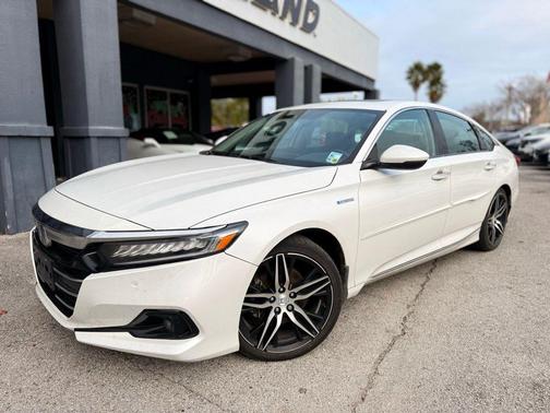 2022 Honda Accord Hybrid Touring