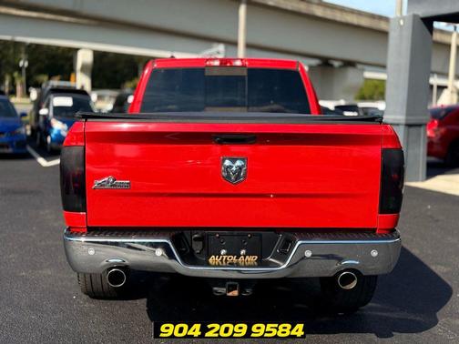 Flame Red Clearcoat 2019 RAM 1500 Big Horn