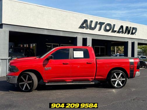 Flame Red Clearcoat 2019 RAM 1500 Big Horn