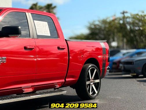 Flame Red Clearcoat 2019 RAM 1500 Big Horn