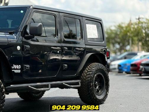 Black Clearcoat 2018 Jeep Wrangler Unlimited Sport