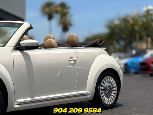 Candy White 2014 Volkswagen Beetle 2.5L