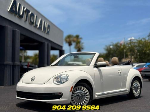 Candy White 2014 Volkswagen Beetle 2.5L