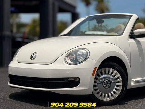 Candy White 2014 Volkswagen Beetle 2.5L