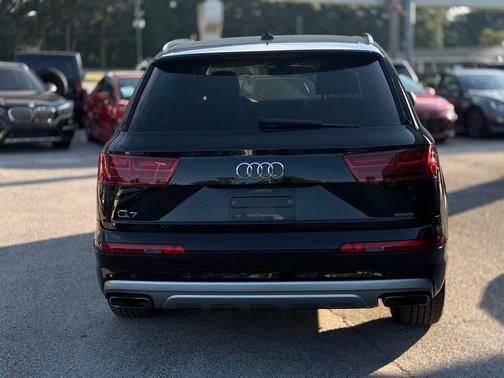 2017 Audi Q7 2.0T Premium