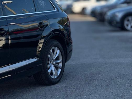 2017 Audi Q7 2.0T Premium
