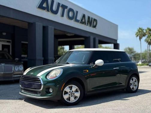 2016 MINI Hardtop Cooper